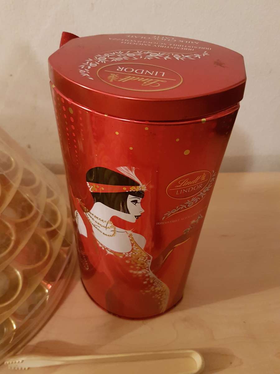 Job Lot of Jewellery & Bar Accessories Including Estee Lauder Bag, Necklaces, Cufflinks, Tins