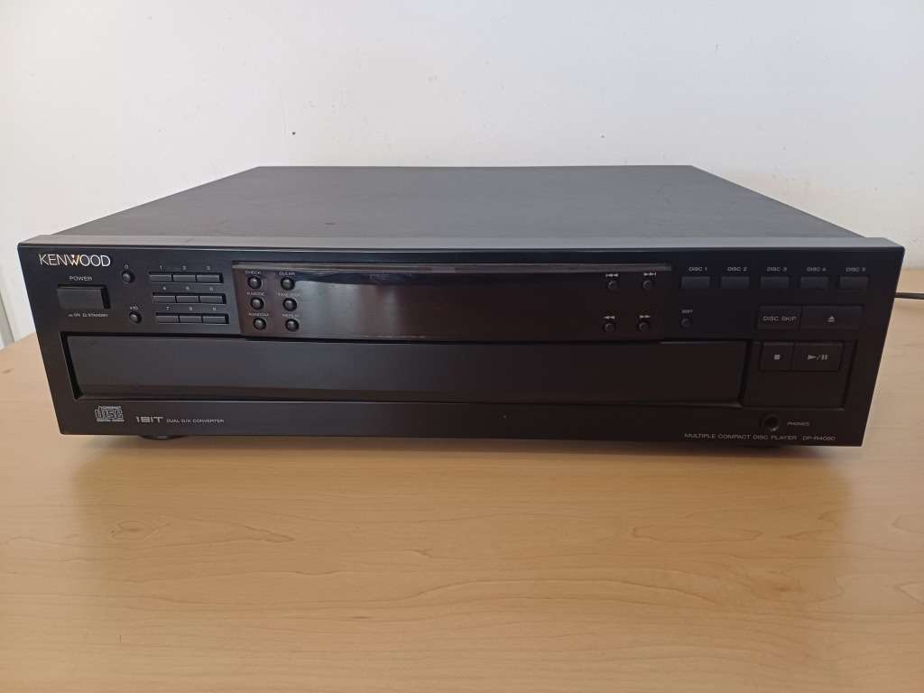 Kenwood 5 disc CD Changer (Tested / Works) No Remote