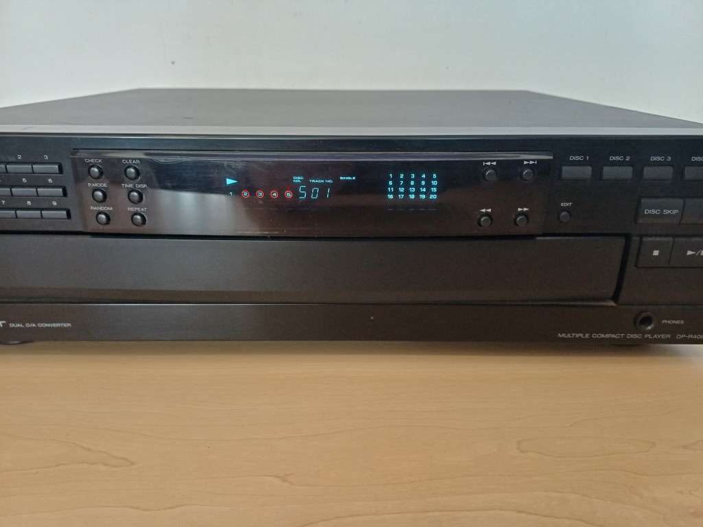 Kenwood 5 disc CD Changer (Tested / Works) No Remote