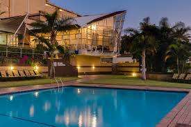 BEACHFRONT HOLIDAY BARGAIN, PROTEA HOTEL KARRIDENE SOUTH COAST