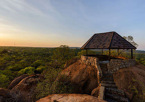 DIKHOLOLO MIDWEEK BARGAIN