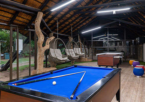 DIKHOLOLO MIDWEEK BARGAIN