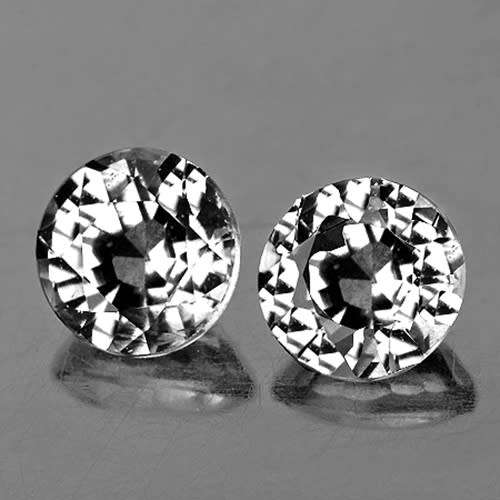 VERY ELEGANT PAIR !   0.58CT ROUND FACET (2 PIECES) NATURAL BRILLIANT WHITE SAPPHIRE