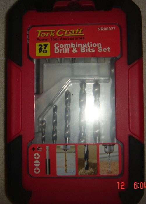 TORK CRAFT 27 PCS COMBINATION DRILL AND BITS SET
