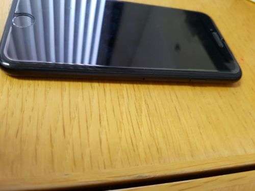 Iphone 7 32GB as NEW ***NO RESERVE***