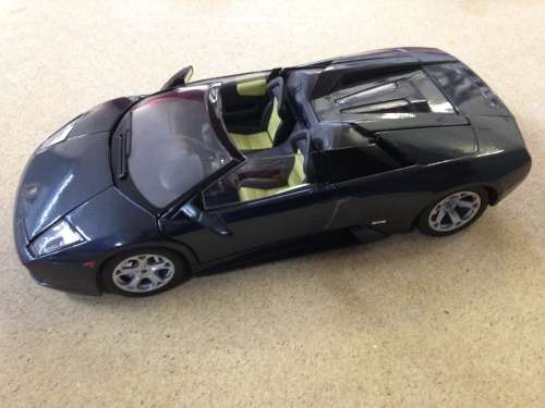 MAISTO Lamborghini Roadster 1:18 scale die cast, vintage model