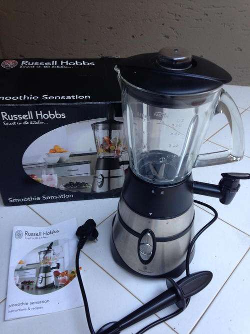 RUSSEL HOBBS Smoothie maker - courier or collect only.