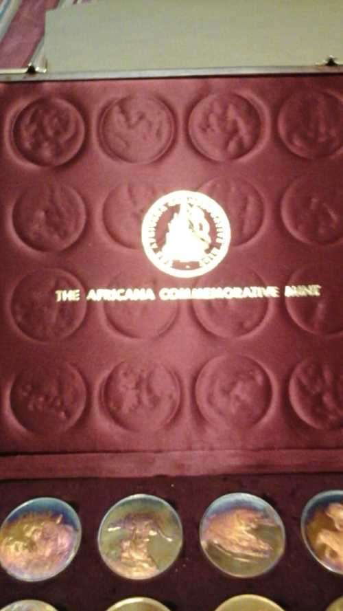 The Wildlife Society of Southern Africa 50th Anniversary Medallion Set - Precious Metal