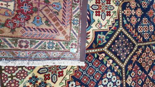 Persian Carpet najafabad 530cm x 340cm hand knotted  (with certificate )