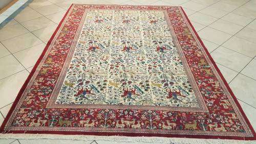 Persian Isfahan Carpet 284cm x 204cm Hand Knotted