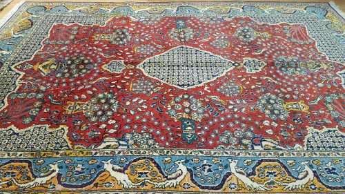 Very Fine Persian Qom Carpet 210cm x 150cm Hand Knotted