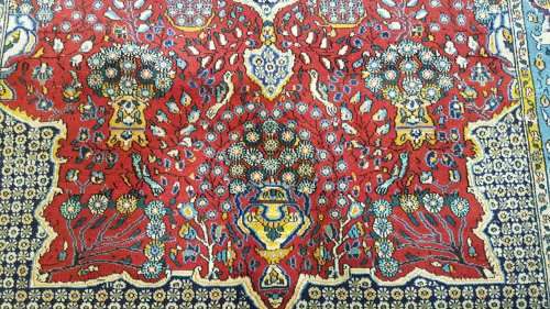 Very Fine Persian Qom Carpet 210cm x 150cm Hand Knotted