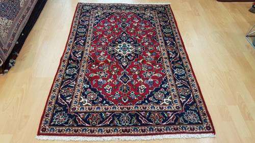 Persian Kashan Carpet 152cm x 102cm Hand Knotted