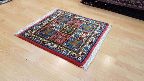 Very Fine Persian Bakhtiary Carpet 68cm x 69cm Hand Knotted