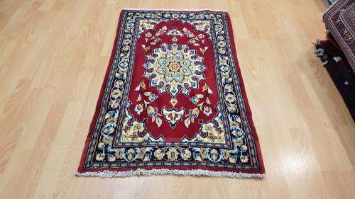 Persian Isfahan Carpet 110cm x 65cm Hand Knotted