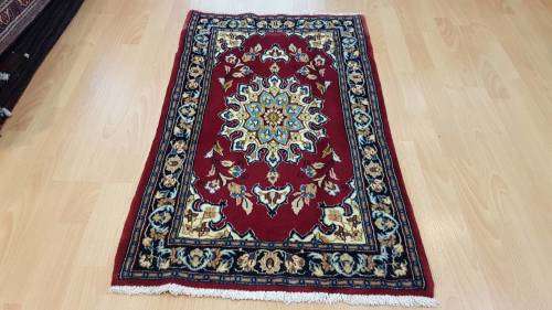 Persian Isfahan Carpet 110cm x 65cm Hand Knotted