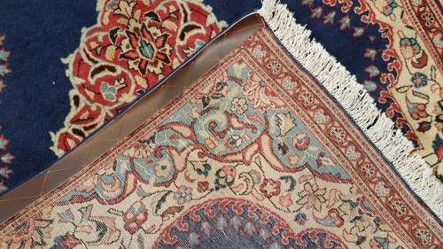 Persian Kashan Carpet 148cm x 101cm Hand Knotted