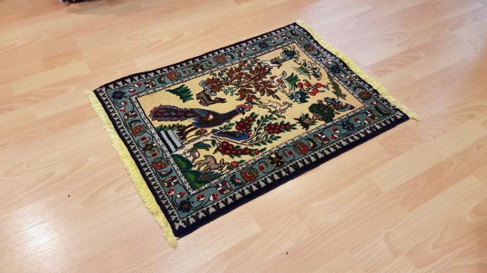 Persian Pictorial Tabriz Carpet 73cm x 55cm Hand Knotted