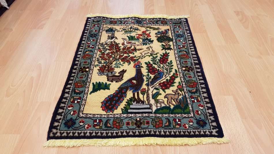 Persian Pictorial Tabriz Carpet 73cm x 55cm Hand Knotted