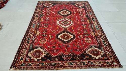 Persian Shiraz Carpet 256cm x 169cm Hand Knotted