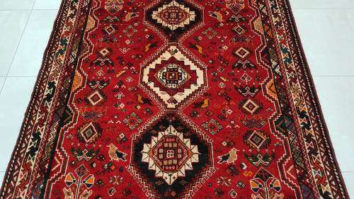 Persian Shiraz Carpet 256cm x 169cm Hand Knotted