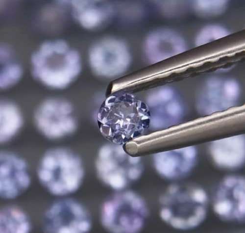 CLEAREST! AAAA+ Natural Tanzanites 0.05ct Round cut Ravishing Colour. Excellent for bracelets.