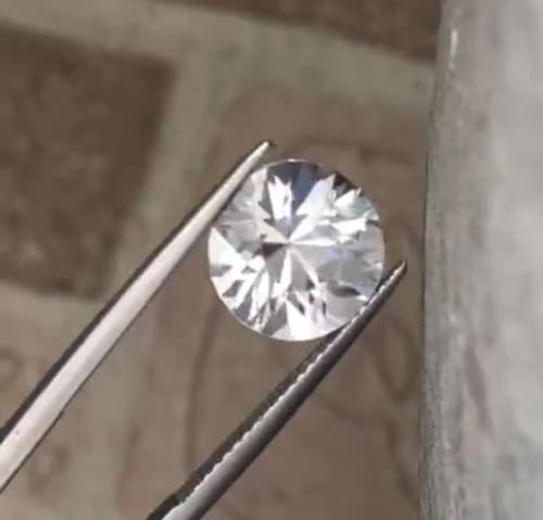GORGEOUS NATURAL DIAMOND - 0.05ct - G_H - VVS1 - BRILLIANT ROUND CUT