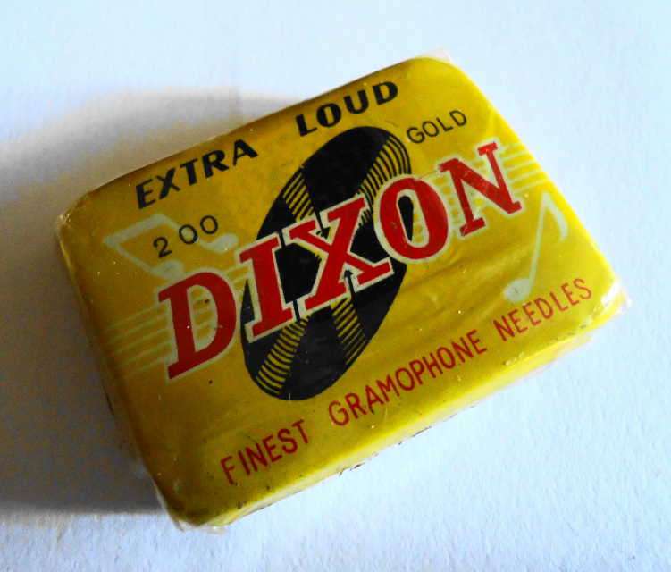 VINTAGE DIXON GRAMOPHONE NEEDLES IN SEALED TIN
