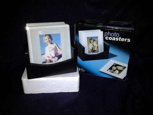PHOTO COASTERS -- 4 GLASS COASTERS WITH BLACK HOLDER -- NEW --