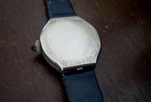 AMAZING ANTIQUE 1923 LADIES BULOVA