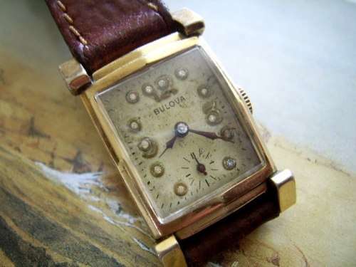 VINTAGE BULOVA 1947 DIAMOND DIAL