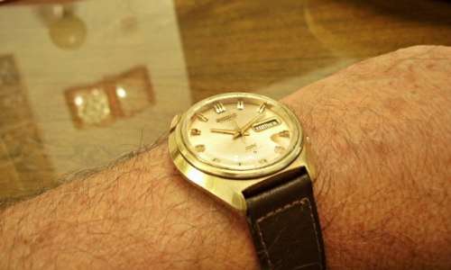 VINTAGE SEIKO DX 6106 -7047 HACKING AUTOMATIC