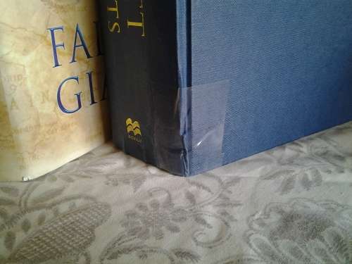 KEN FOLLET TRIO - FROM THE AUTHOR OF "THE PILLARS OF THE EARTH" - ALL 3 FOR R150!