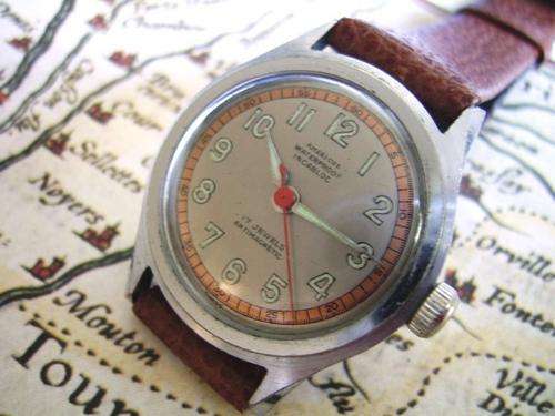 VINTAGE AND RARE SWISS AMERICUS MILITARY DIAL--FREE SHIPPING