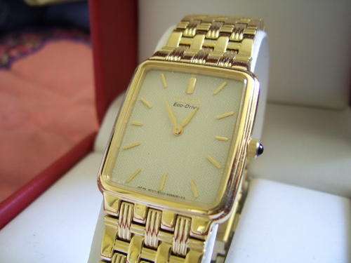 CITIZEN ECO DRIVE--DRESS WATCH--FREE SHIPPING