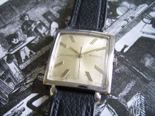 VINTAGE, RARE SQUARE BENRUS