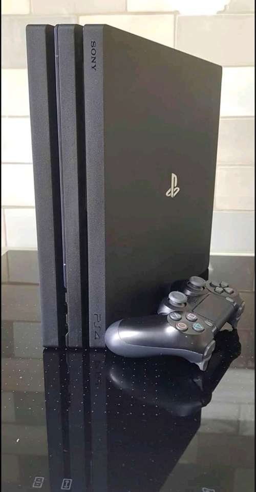 Sony PlayStation 4 Pro 1 Terrabyte