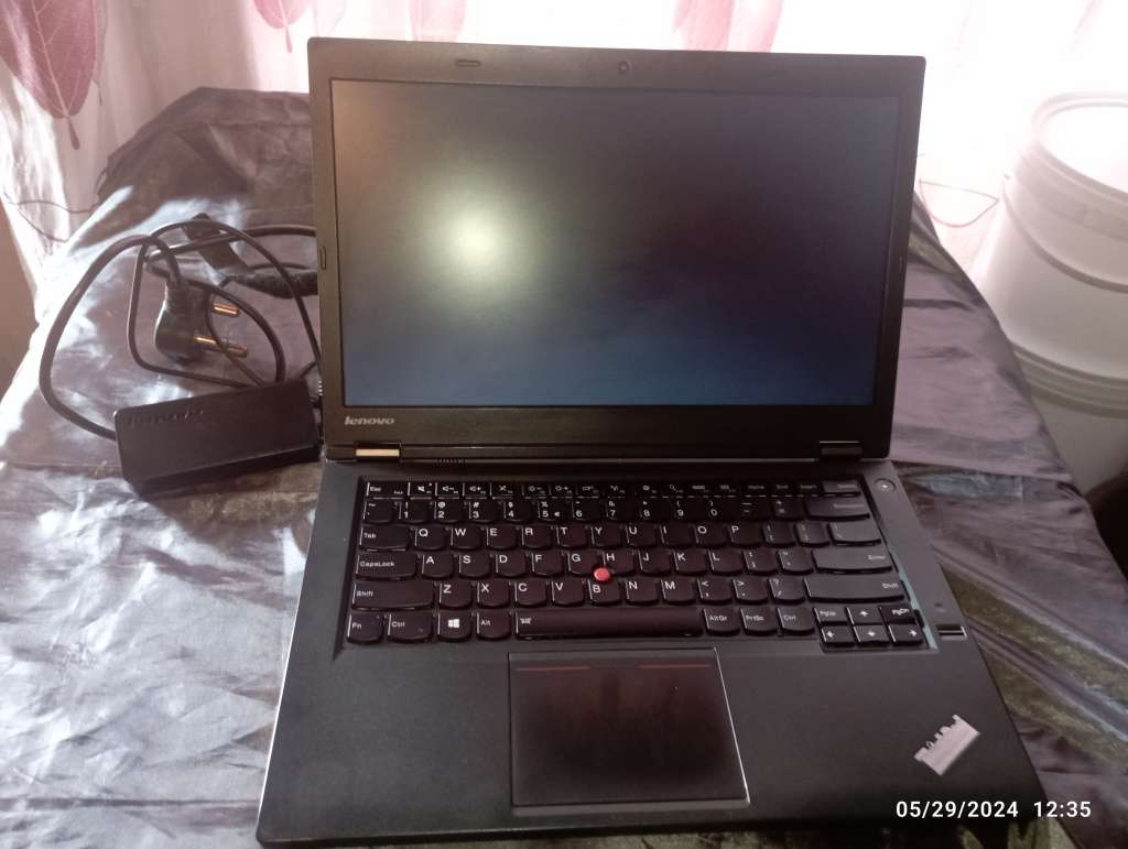 Lenovo ThinkPad T440p, 500GB, 4GB RAM, Windows 10