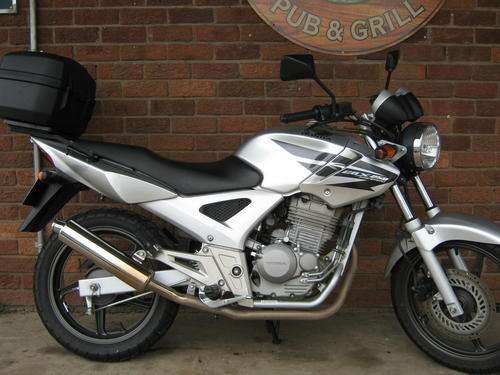 ****2007 HONDA CBX 250 TWISTER ****