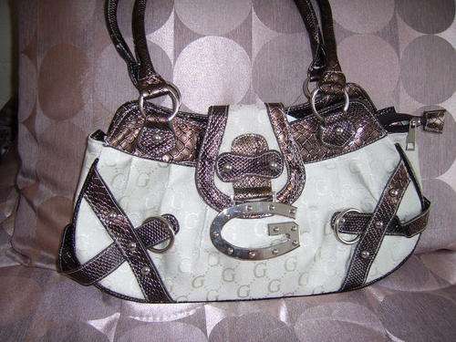Brand New Stunning Guess Bag