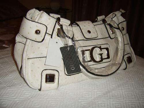 Gorgeous Cream Fashion Handbag......:)
