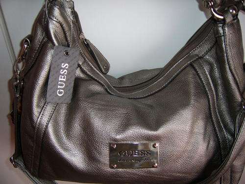 BRANDNEW AND ELEGANT GREY GUESS BAG FOR LADIES ....:)