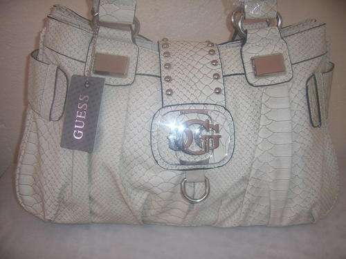 ***ELEGANT AND STUNNING GUESS HANDBAG***IVORY****