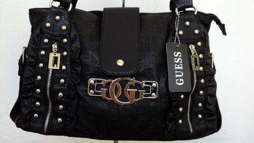 ***ELEGANT AND STUNNING GUESS HANDBAG***BLACK******