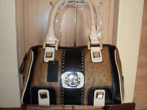***Stunning Medium Trendy  GUESS HANDBAG***FAUX OSTRICH LEATHER***