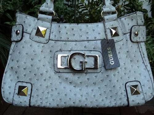 ***Brandnew GUESS Handbag in NEW STYLE***