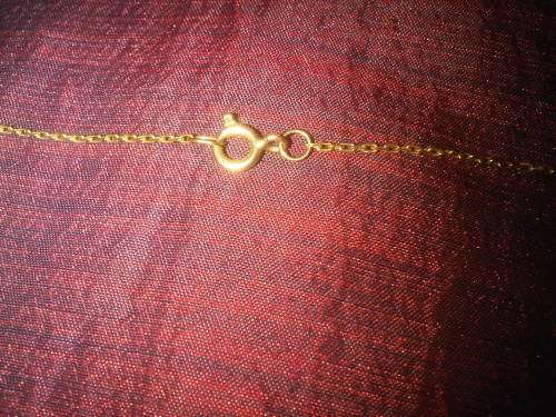 Beautiful 18ct Gold Necklace