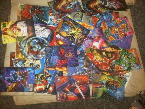 30x Marvel Masterpiece collectable cards