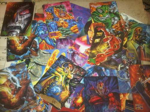 30x Marvel Masterpiece collectable cards