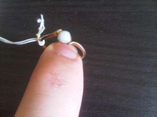 White Top 9 ct Gold Ring